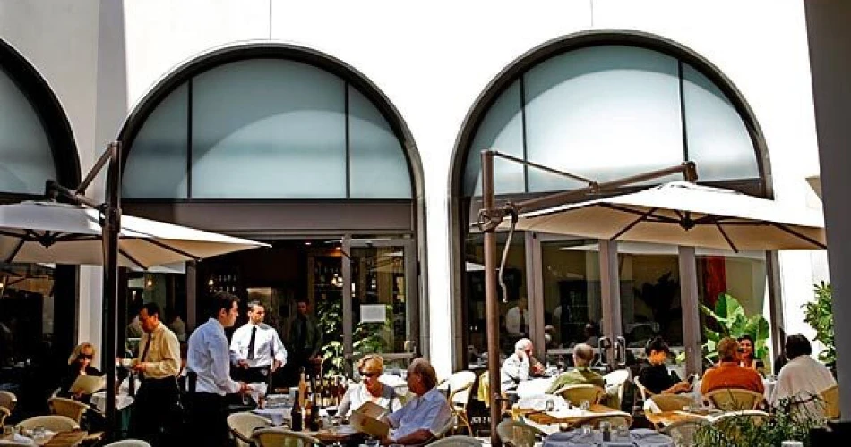 Best Cafés in Francavilla al Mare, Italy: Where to Savor Espresso by the Sea